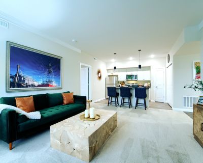 Kitchen and Living Room at Orange Summit Apartment and Townhomes for rent in Lewis Center, OH